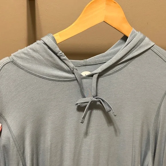 Light Blue Men's Hooded Long-Sleeve Shirt - Picture 7 of 8